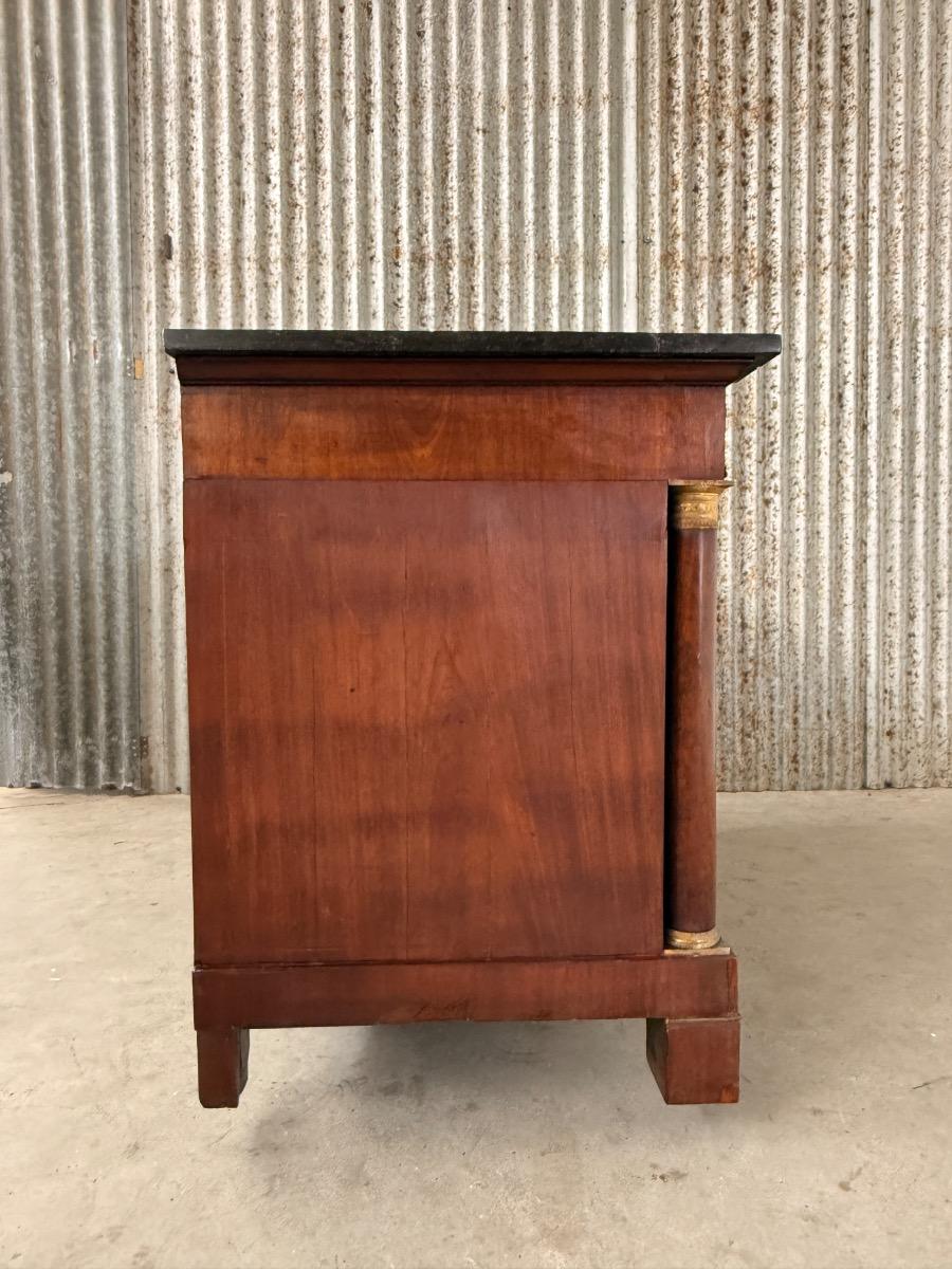 Epoque empire mahonie commode. 