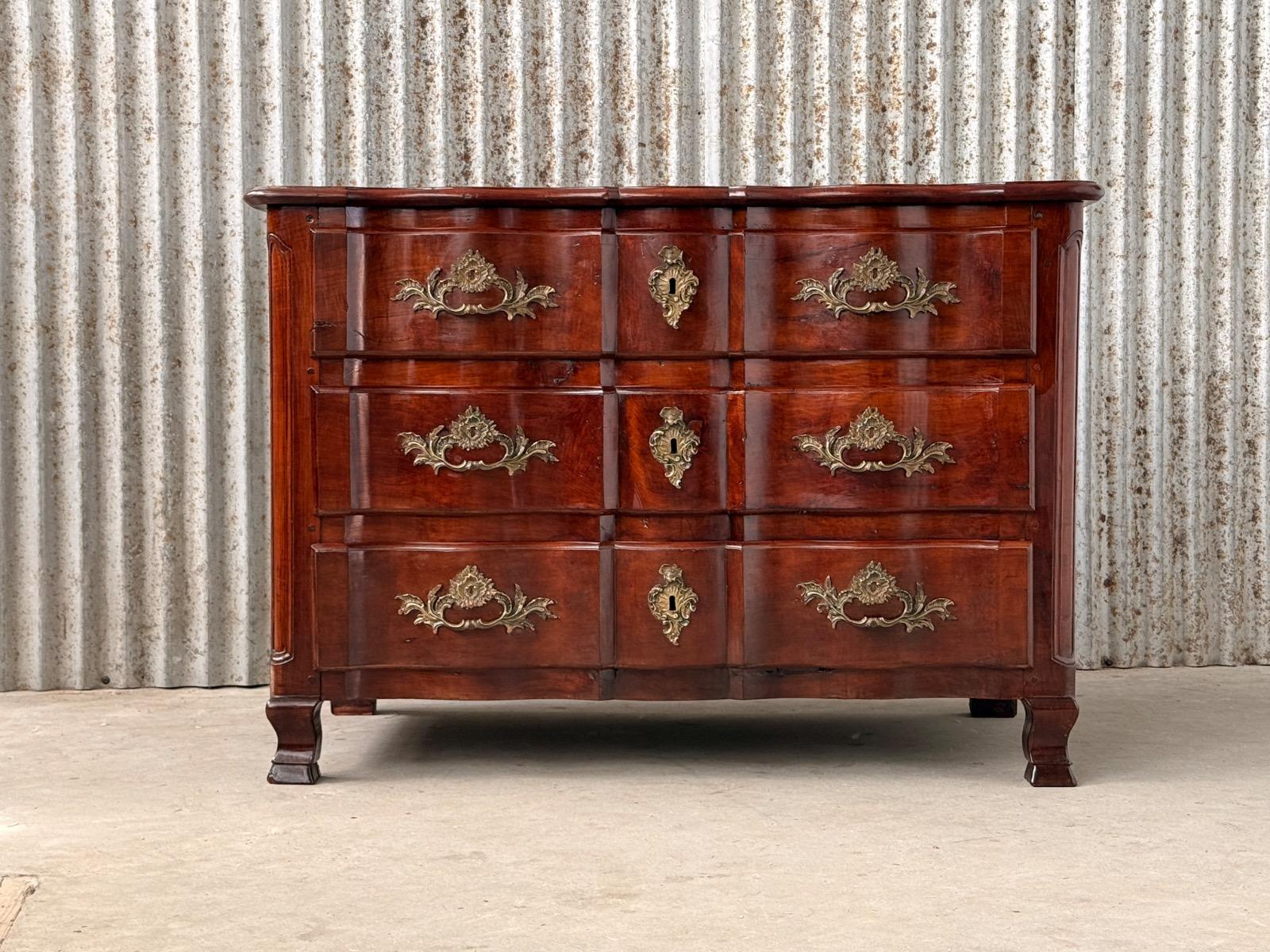 Franse Louis XV ladekast massief kersenhout