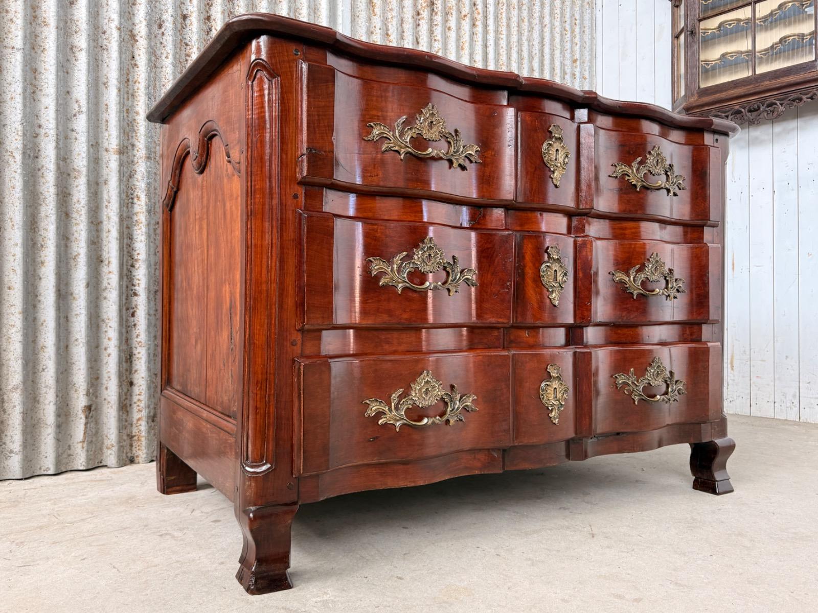 Franse Louis XV ladekast massief kersenhout
