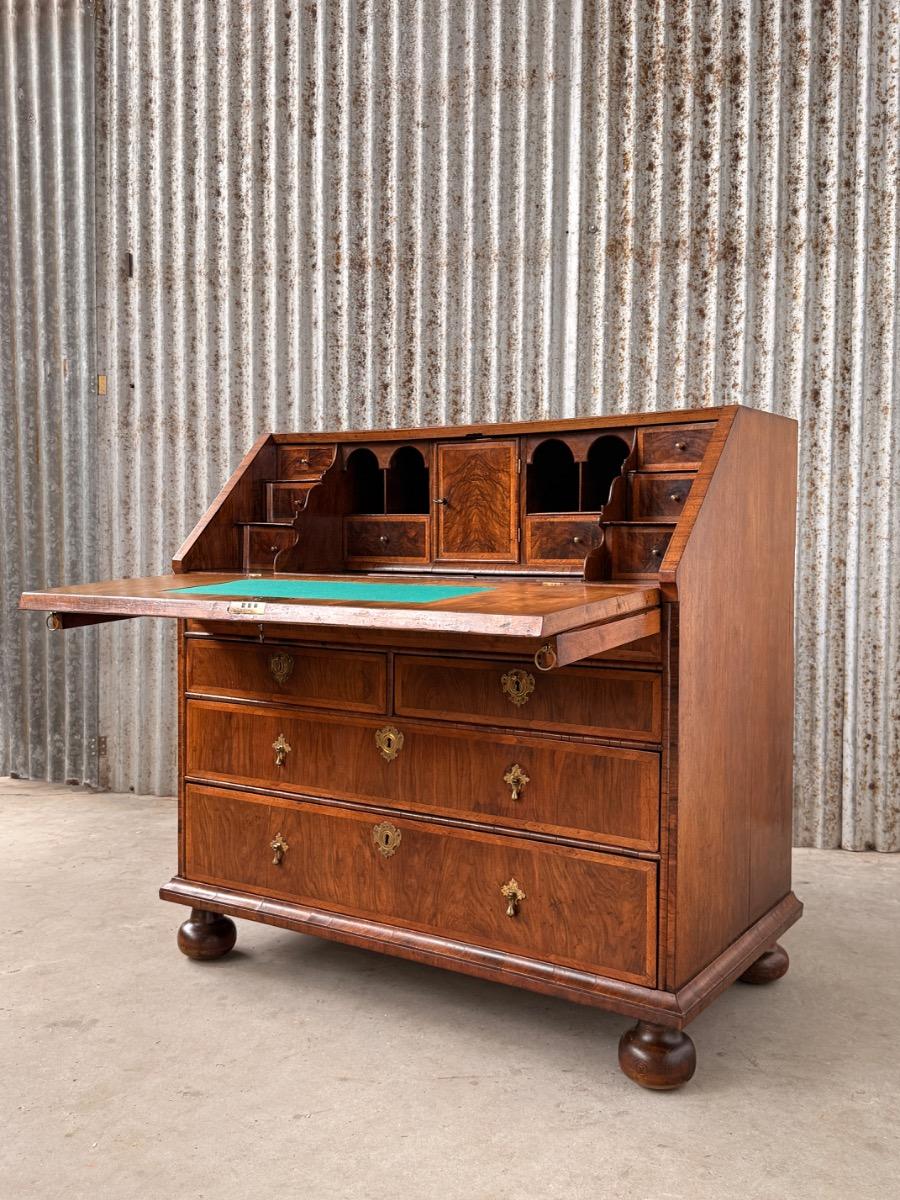 Noten klepbureau vroeg 19e eeuw. 