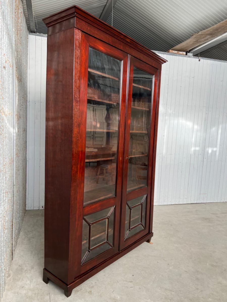 Begraafplaats schandaal groet Mahonie Charles X boeken of vitrine kast met oud glas - Vitrinekasten -  Verkoop - Van Tol Antiek