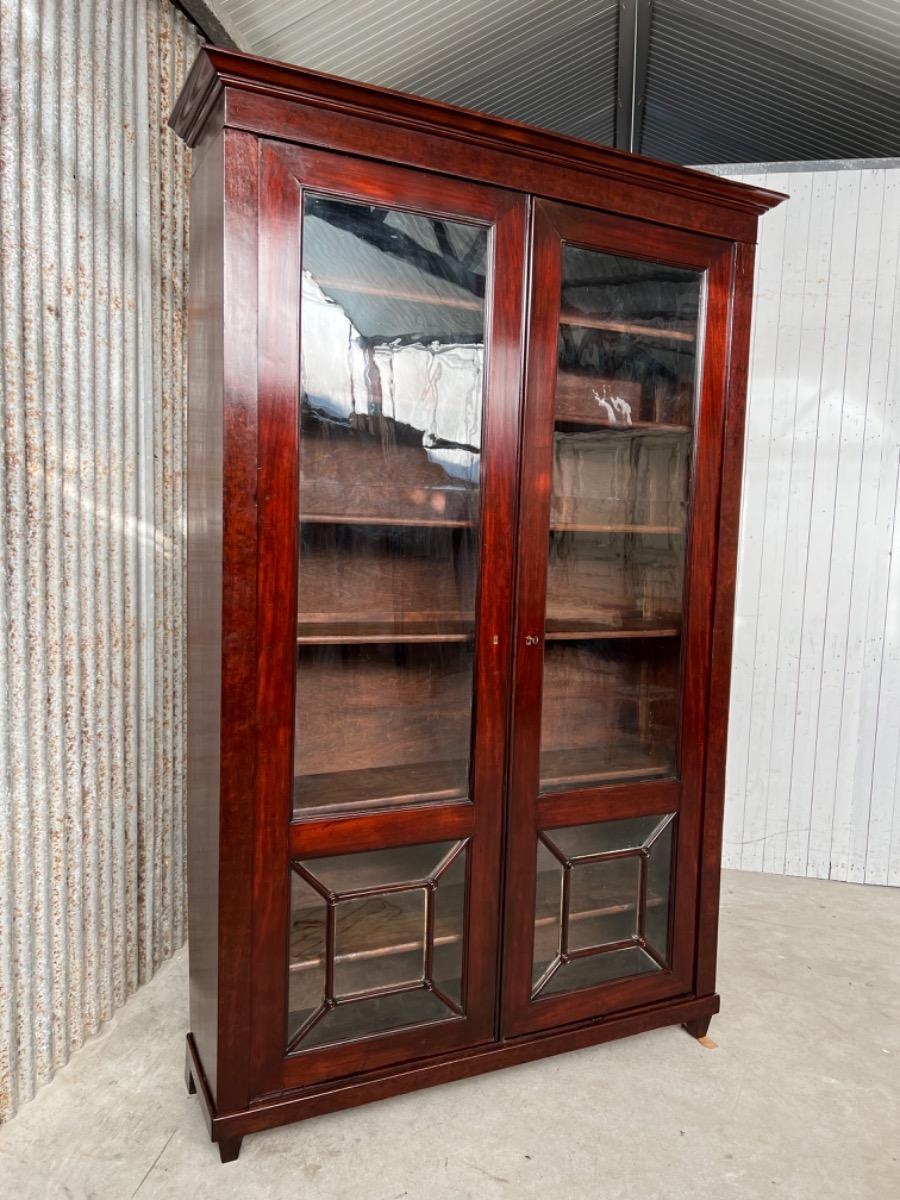 Mahonie Charles X boeken vitrine kast met oud glas - Vitrinekasten - Verkoop Tol Antiek